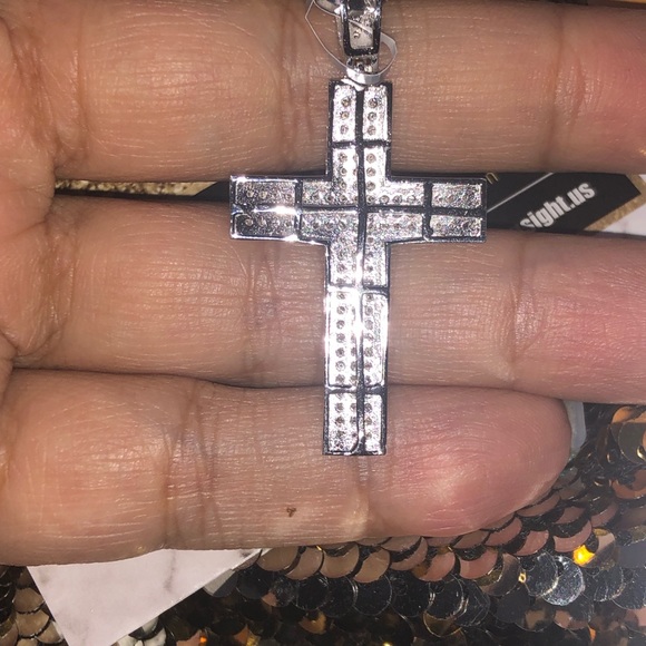 Real diamond cross pendant, 10k white gold vermeil cross charm, NOT CZ, not fake - Picture 9 of 10